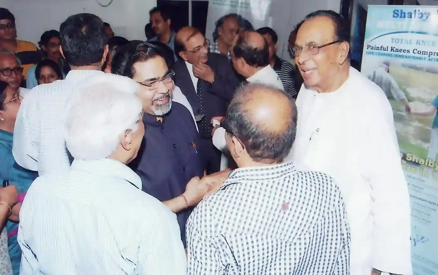 Knee treatment camp 2002 photo 7